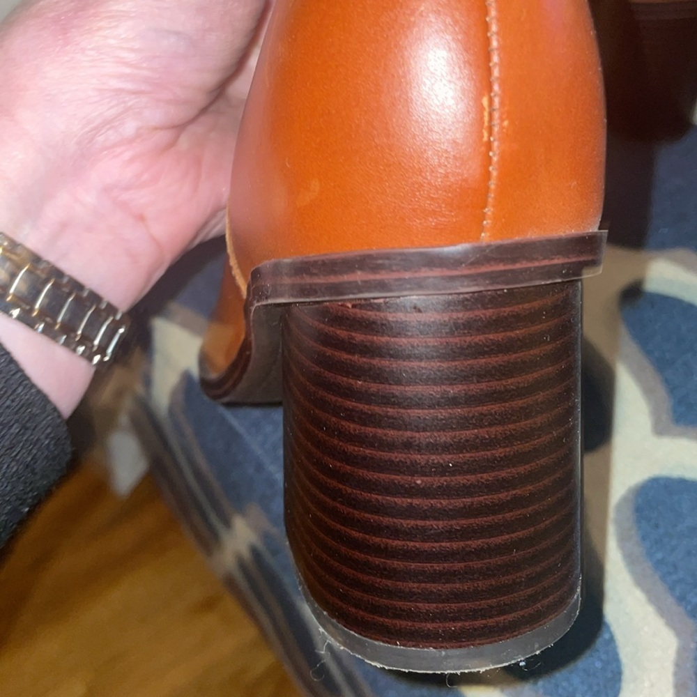 EUC Marc Fisher Boots  7 1/2 - Picture 7 of 9